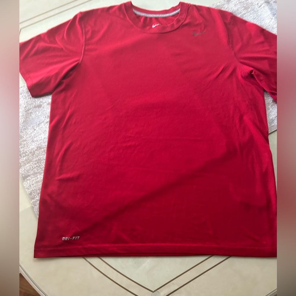 Nike Men’s Tshirt - Picture 10 of 16
